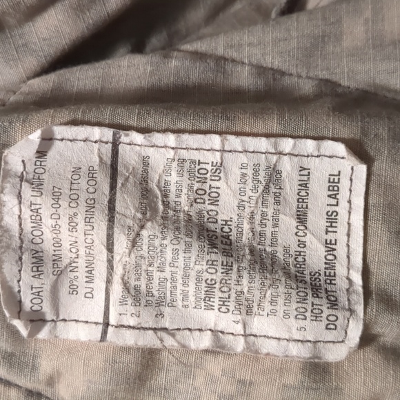 Coat, Army Combat Uniform  * US Army Issue * UCP - Picture 4 of 4